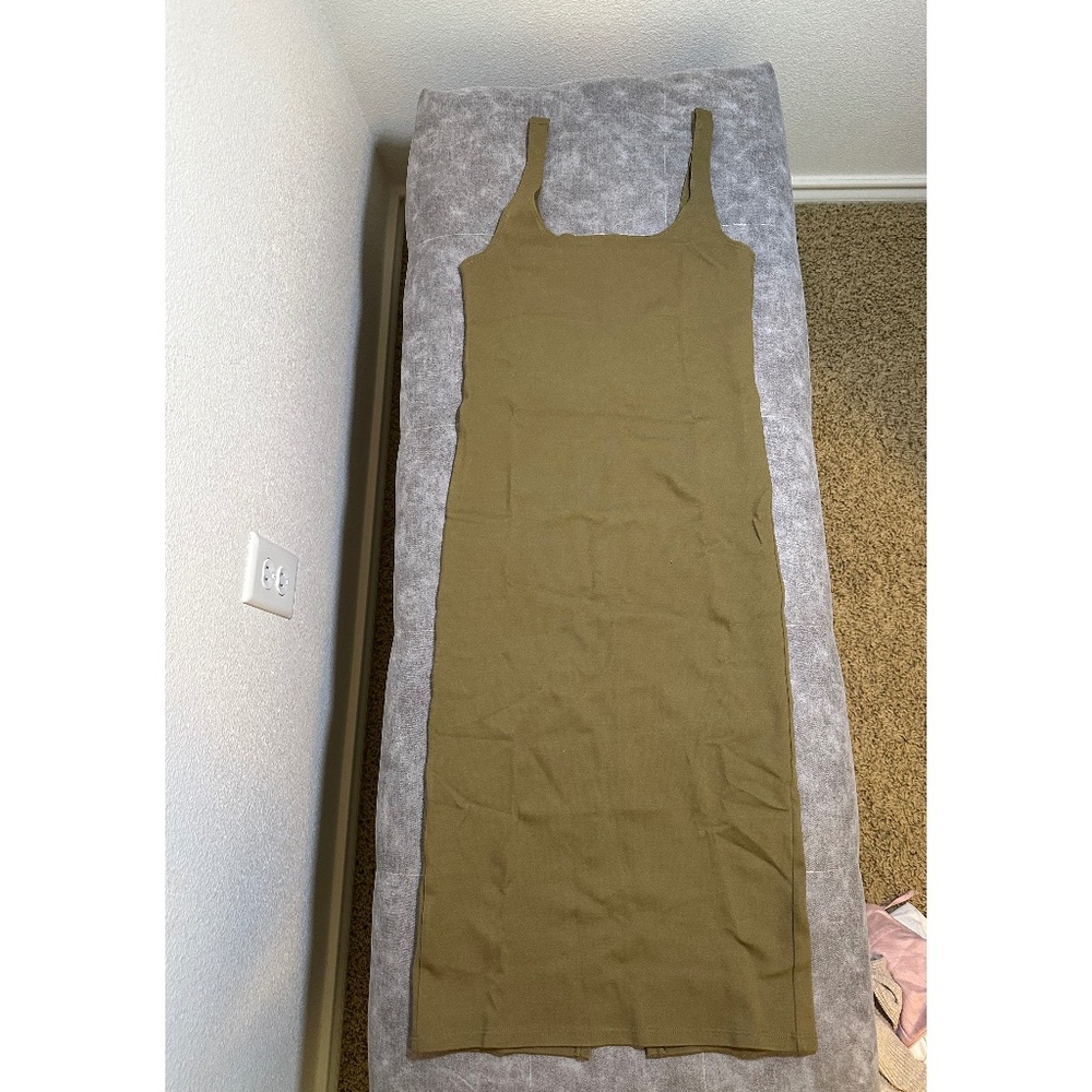 NWOT Forever 21 Olive Bodycon Midi Dress Back Slit Size M
